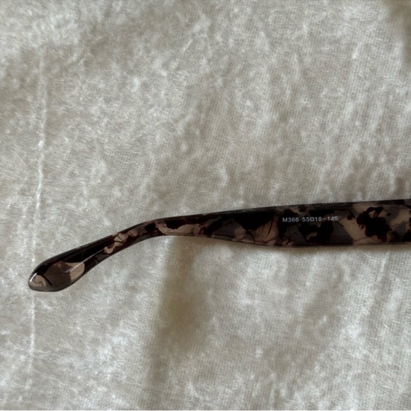 NWOT Tortoiseshell Aviator Sunglasses in Crazy Tort - Picture 7 of 7